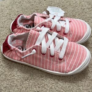 Pink stripe slip-on shoe
